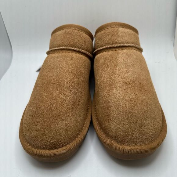 CUSHIONAIRE Women's Faux Shearling Genuine Suede cozy mule slippers +Memory Foam - Picture 2 of 7